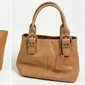 Elegant Warm Tan Shoulder Bag